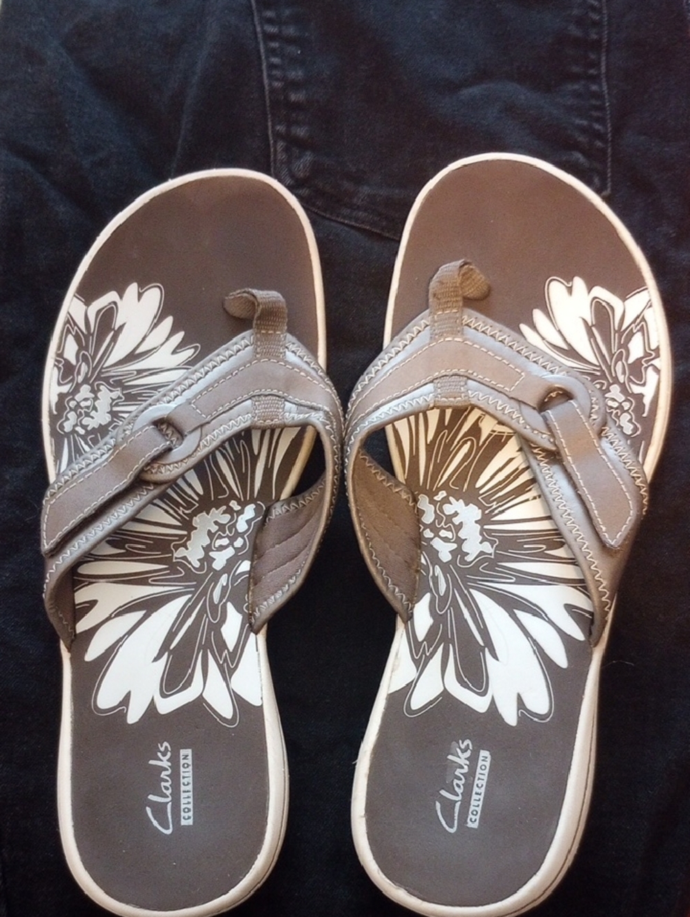 Clarks Women’s Brown Floral Flip Flop Sandals